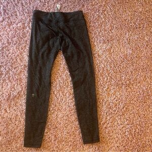 Ivivva kids herringbone leggings-black/gray/white/ size 12